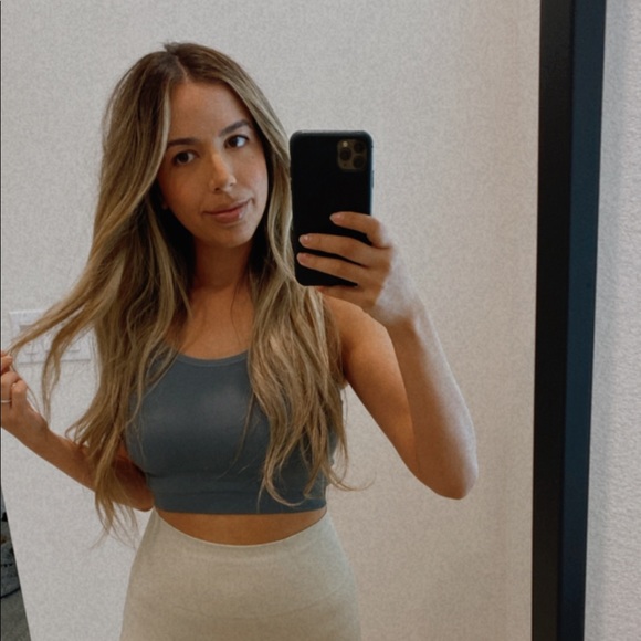 Meet your Posher, Ali - Picture 4 of 12